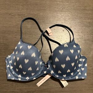 BNWT Victoria Secret 32C Bra